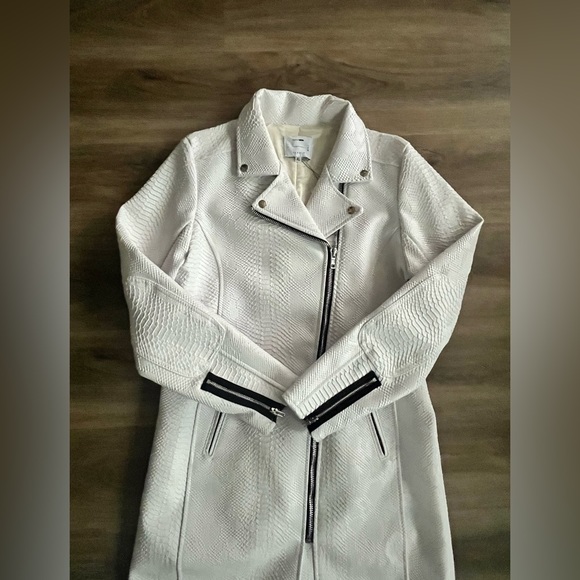 Fashion Nova x Cardi.B - Picture 9 of 12